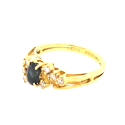 Pre Owned 18ct Sapphire and Diamond Ring ZU387